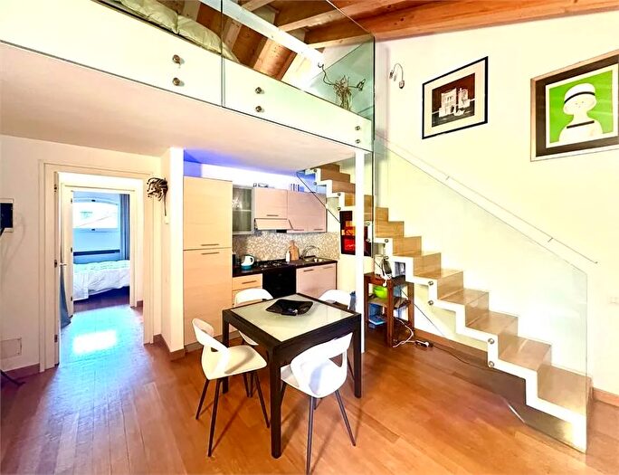 Appartamento trilocale in vendita in Venezia