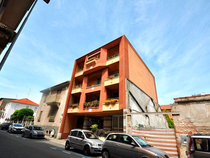 Appartamento bilocale in affitto in Via Costantino Porta, Centro Stazione, Novara