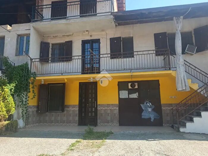 Casa con 5 locali in vendita in Borgata Ponte, Rivara