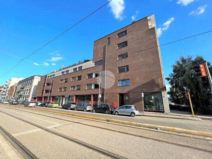 Appartamento trilocale in vendita in Via Marino di Caramanico, Napoli