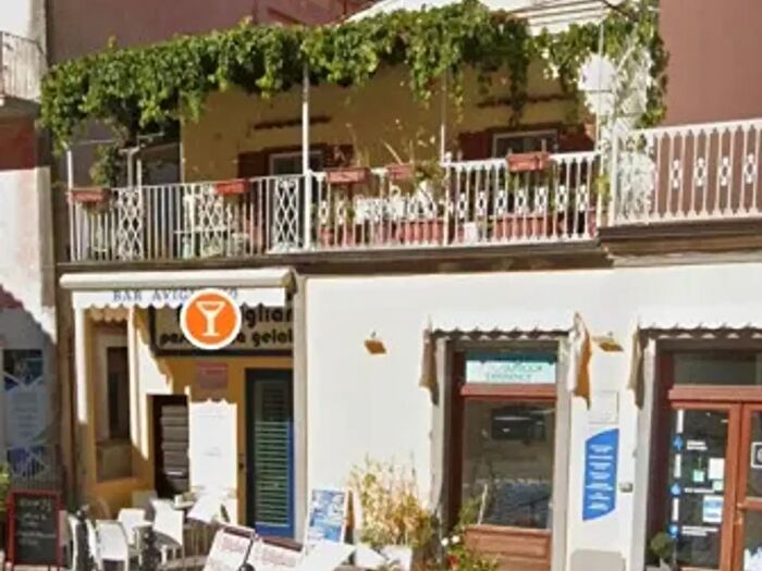 Appartamento trilocale in vendita in Corso Giuseppe Garibaldi, Maratea