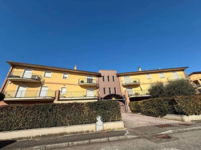 Appartamento trilocale in vendita in Bastia Umbra