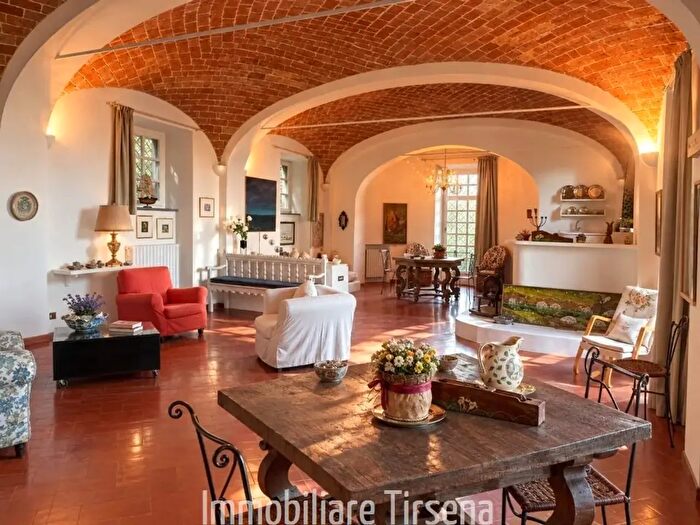 Casa con 7 locali in vendita in Orvieto