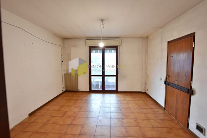 Appartamento quadrilocale in vendita in Omodeo, Pisa