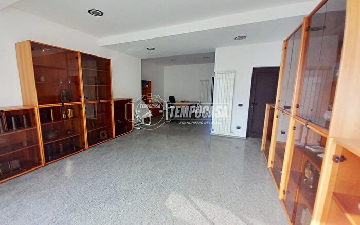 Appartamento bilocale in vendita in Via Verdi, Cesate