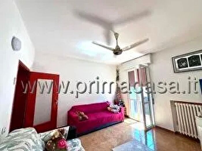 Appartamento quadrilocale in vendita in Via Abba, Carpi