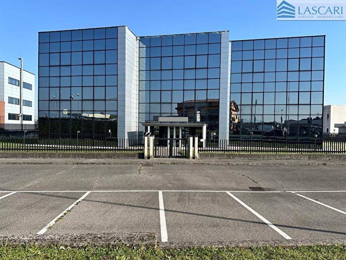 Casa in affitto in Via Valle dAosta, Sabbio Guzzanica, Dalmine