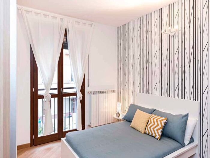 Appartamento quadrilocale in affitto in Via Privata S Martiniano, Corvetto, Milano