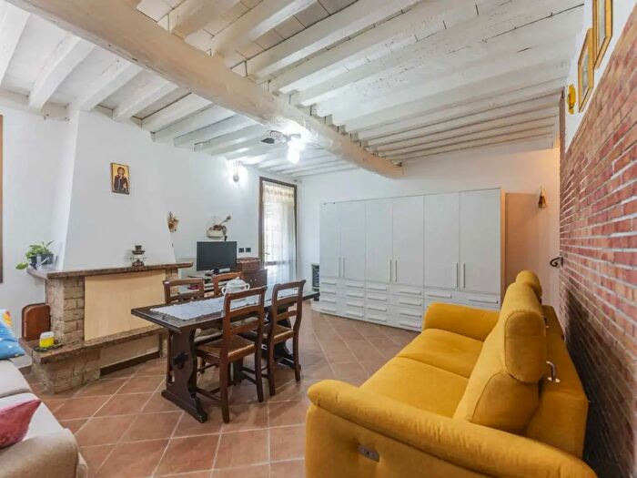 Casa quadrilocale in vendita in Via Pilastrello a, San Pietro In Casale