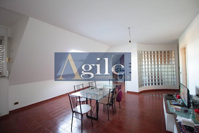 Appartamento con 5 locali in vendita in Via Donizetti, Grottammare