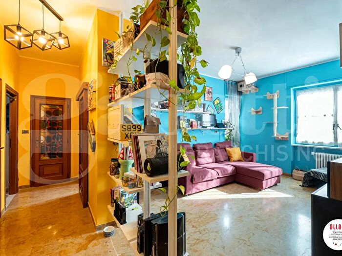 Appartamento quadrilocale in vendita in Via Onorato Vigliani, Torino