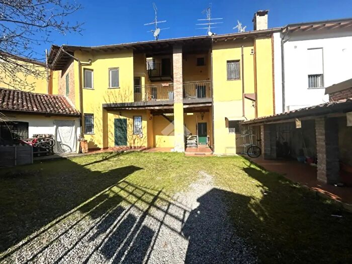 Appartamento bilocale in affitto in Via del Marzale, Crema