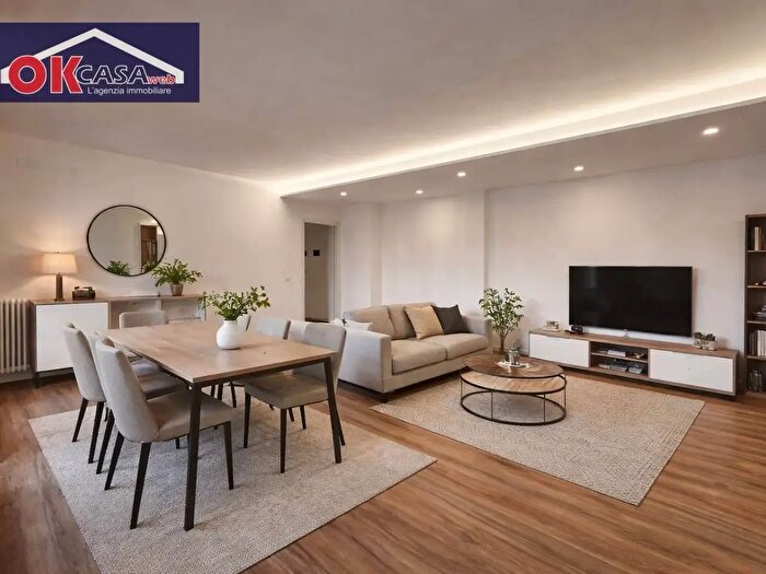 Appartamento con 5 locali in vendita in Via Ugo Sesini, Verona