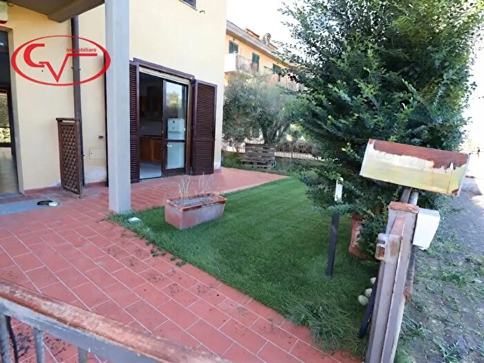 Appartamento quadrilocale in vendita in Levane, Montevarchi