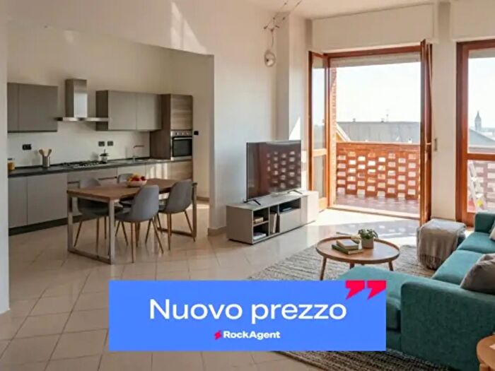 Appartamento con 5 locali in vendita in Via Pietro Micca, Asti