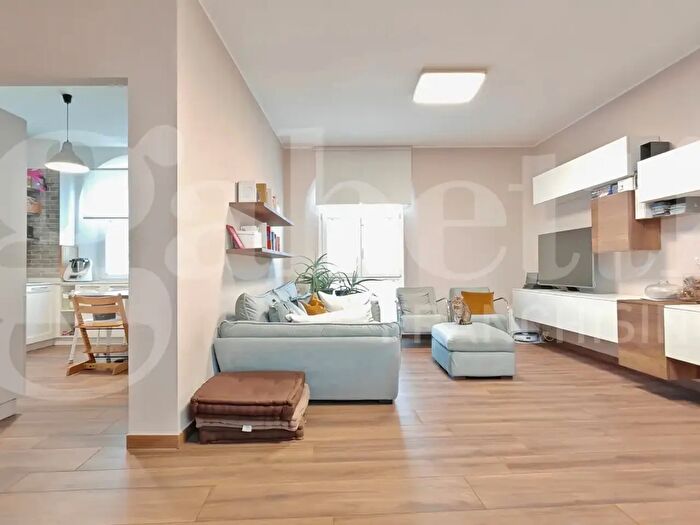Appartamento con 6 locali in vendita in Via Circonvallazione Liberazione, San Giovanni In Persiceto