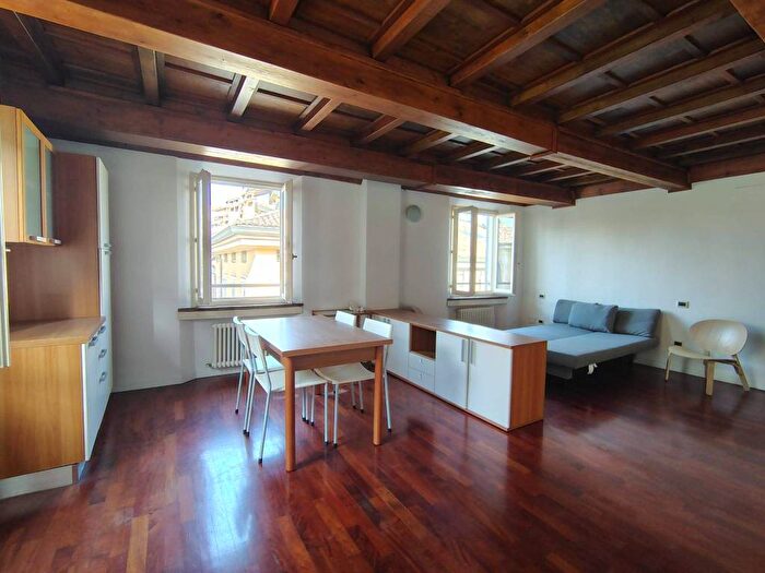 Appartamento monolocale in affitto in Via Roma, Centro Storico, Reggio Emilia