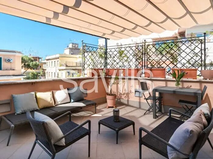 Appartamento trilocale in vendita in Via Pasquale Galluppi, Roma