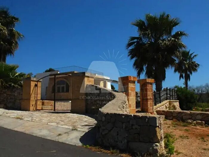 Casa quadrilocale in vendita in Contrada Fani, Salve