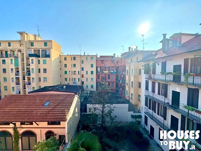 Appartamento trilocale in affitto in Via Monte Palombino, Santa Giulia, Milano