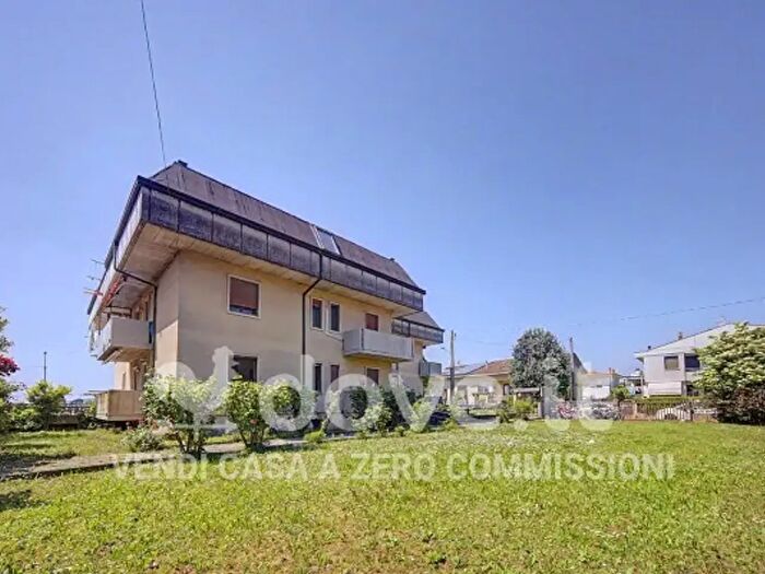 Appartamento trilocale in vendita in Via l Pirandello, Montecchio Maggiore