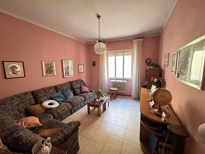 Appartamento con 6 locali in vendita in Via Giotto Snc, Montegranaro