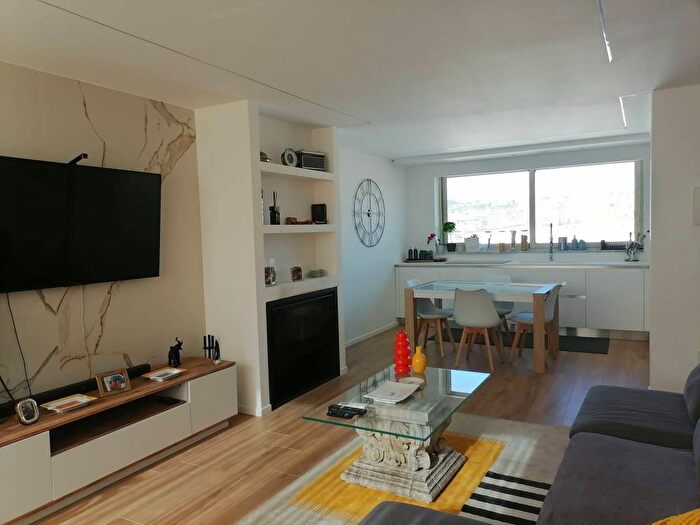 Casa trilocale in affitto in Via Principe Nicola, Province Veneto, Catania