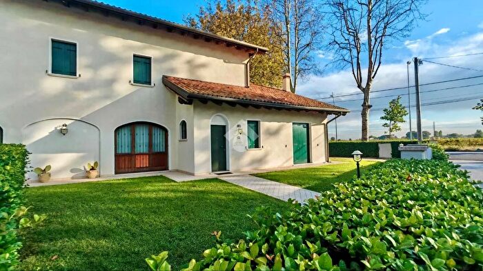 Casa con 5 locali in vendita in Via Ca Gamba, Jesolo