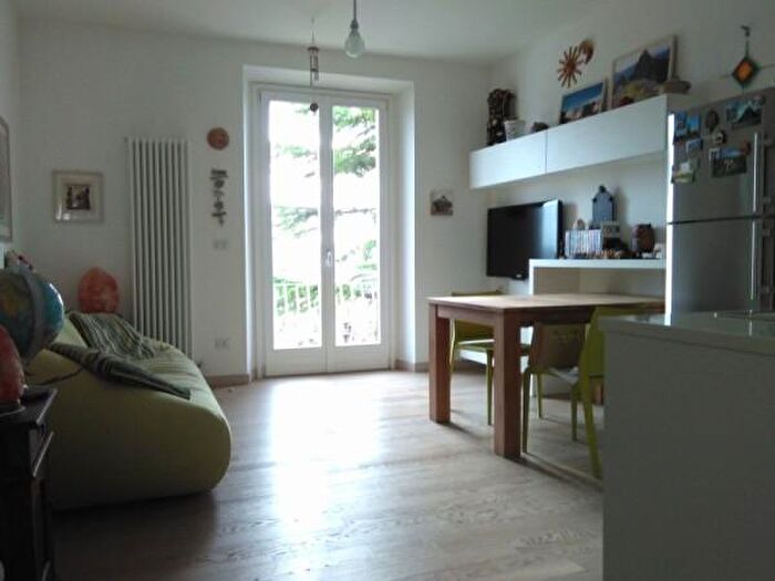 Appartamento trilocale in vendita in Corso Giacomo Matteotti, Jesi