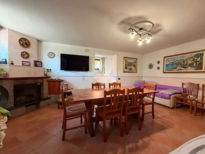 Appartamento con 5 locali in vendita in Via Casoni Marna, SantAntonio Abate