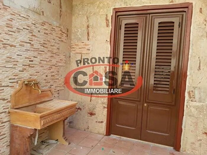 Casa trilocale in affitto in Marsala