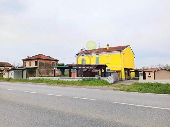 Casa con 5 locali in vendita in Via Mantova, Torre De Picenardi