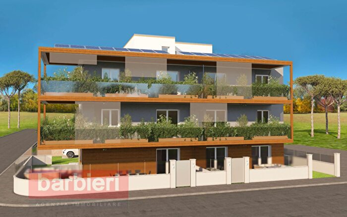 Appartamento trilocale in vendita in Piazzale Napoli, Cervia