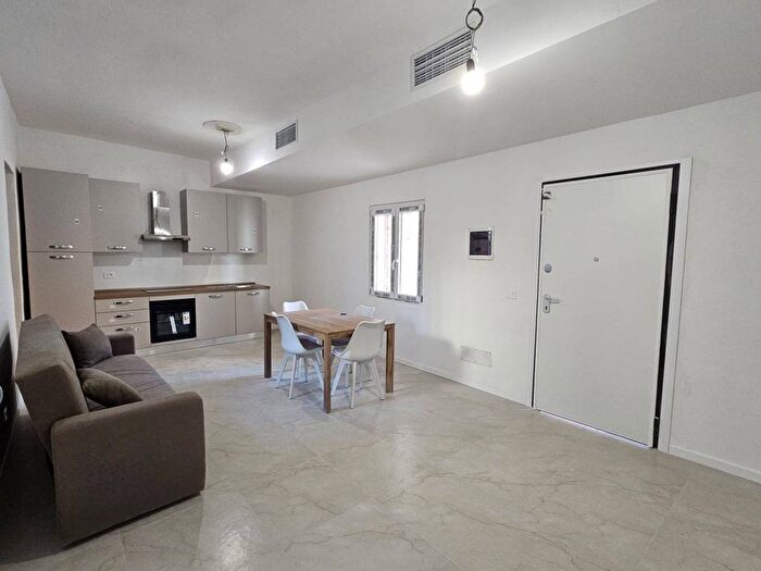 Appartamento bilocale in affitto in Via San Bernardo, Nova Milanese