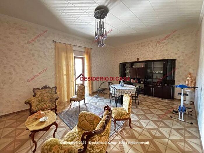 Appartamento con 5 locali in vendita in Via di Giovanni, Polizzi Generosa