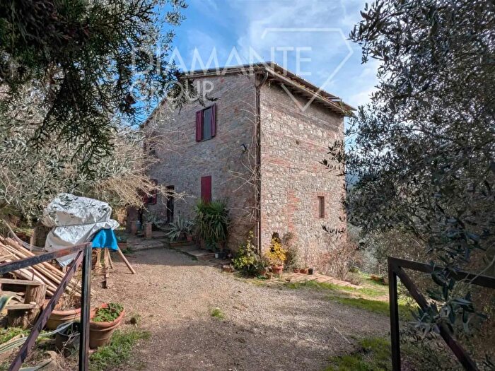 Casa con 6 locali in vendita in Citta Della Pieve
