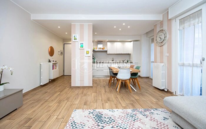 Appartamento trilocale in vendita in Viale Kennedy, Gorgonzola