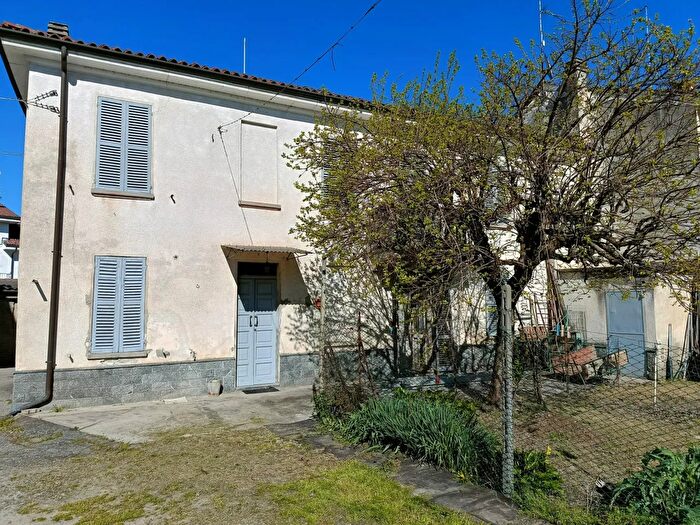 Casa trilocale in vendita in Via Guglielmo Marconi a, Valmacca