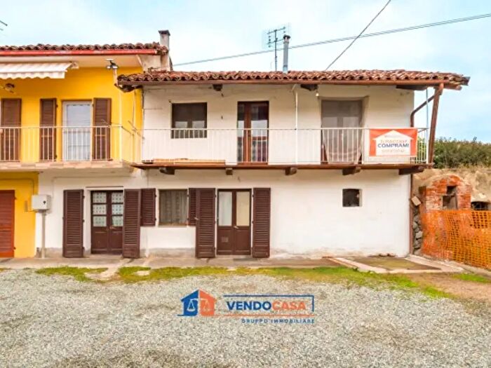 Casa quadrilocale in vendita in Via Giuseppe Garibaldi, Monasterolo Di Savigliano