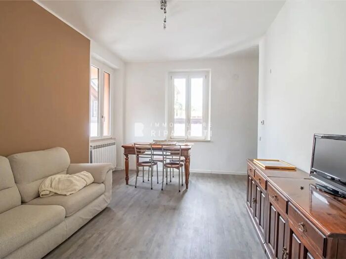 Appartamento trilocale in affitto in Via Alessandro Manzoni, Garlate