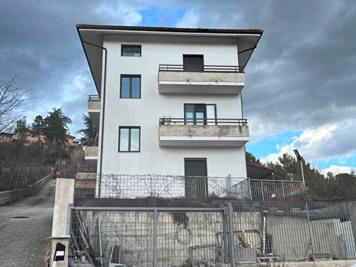 Appartamento quadrilocale in affitto in Via Ancona, Centro, Potenza