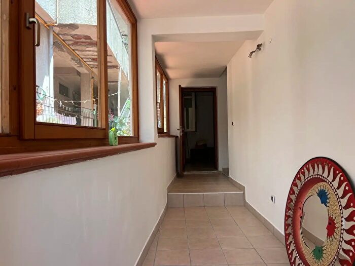 Appartamento trilocale in vendita in Via Provinciale per Omignano Snc, Salento