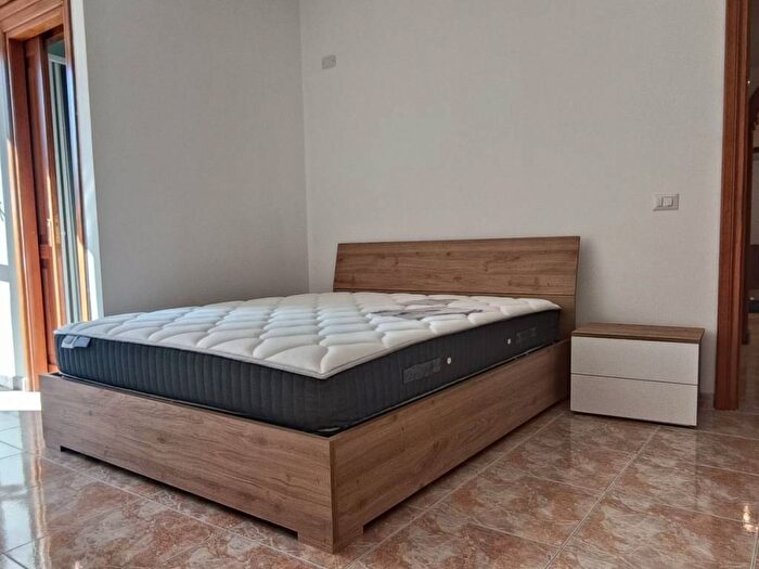 Appartamento trilocale in affitto in Via Casilina, Torpignattara, Roma