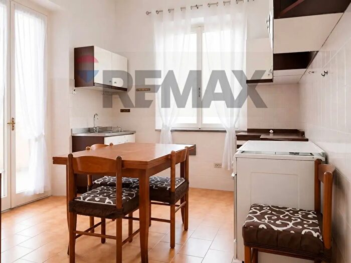 Appartamento trilocale in vendita in Via Bruno Buozzi, Falconara Marittima
