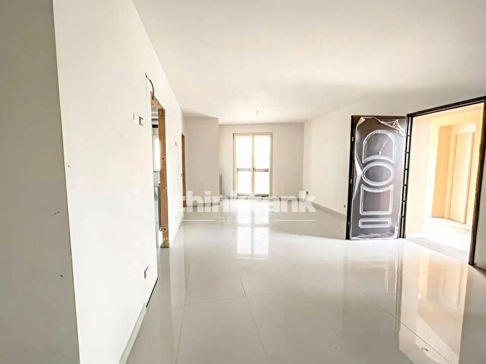 Appartamento con 5 locali in vendita in Via Ogliastro, Catania