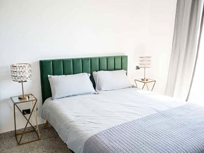 Appartamento trilocale in affitto in Piazza Umanitaria, Guastalla, Milano