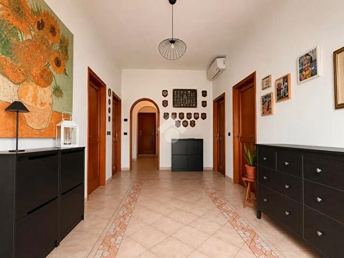 Appartamento con 5 locali in vendita in Via Aurelia Sud, Arcola