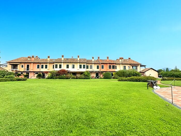 Casa quadrilocale in vendita in Via della Montecchia, Selvazzano Dentro