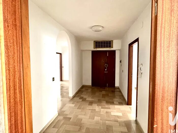 Appartamento con 5 locali in vendita in Via Puglia, San Benedetto Del Tronto