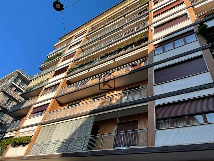 Appartamento bilocale in affitto in Via Goffredo Mameli, Milano